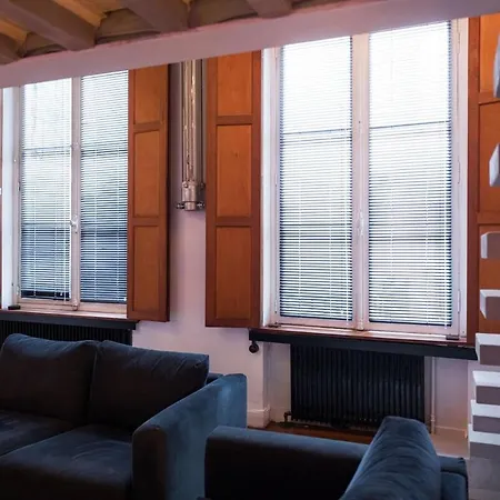 Artist's Mini Loft - Marais Normandie Apartment Paris