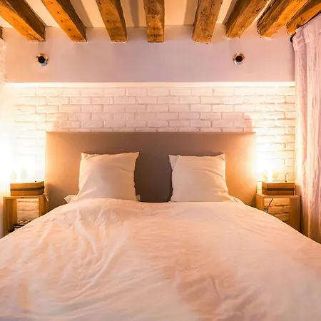 Artist's Mini Loft - Marais Normandie *