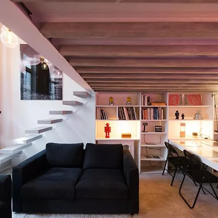 Artist's Mini Loft - Marais Normandie Apartment Paris